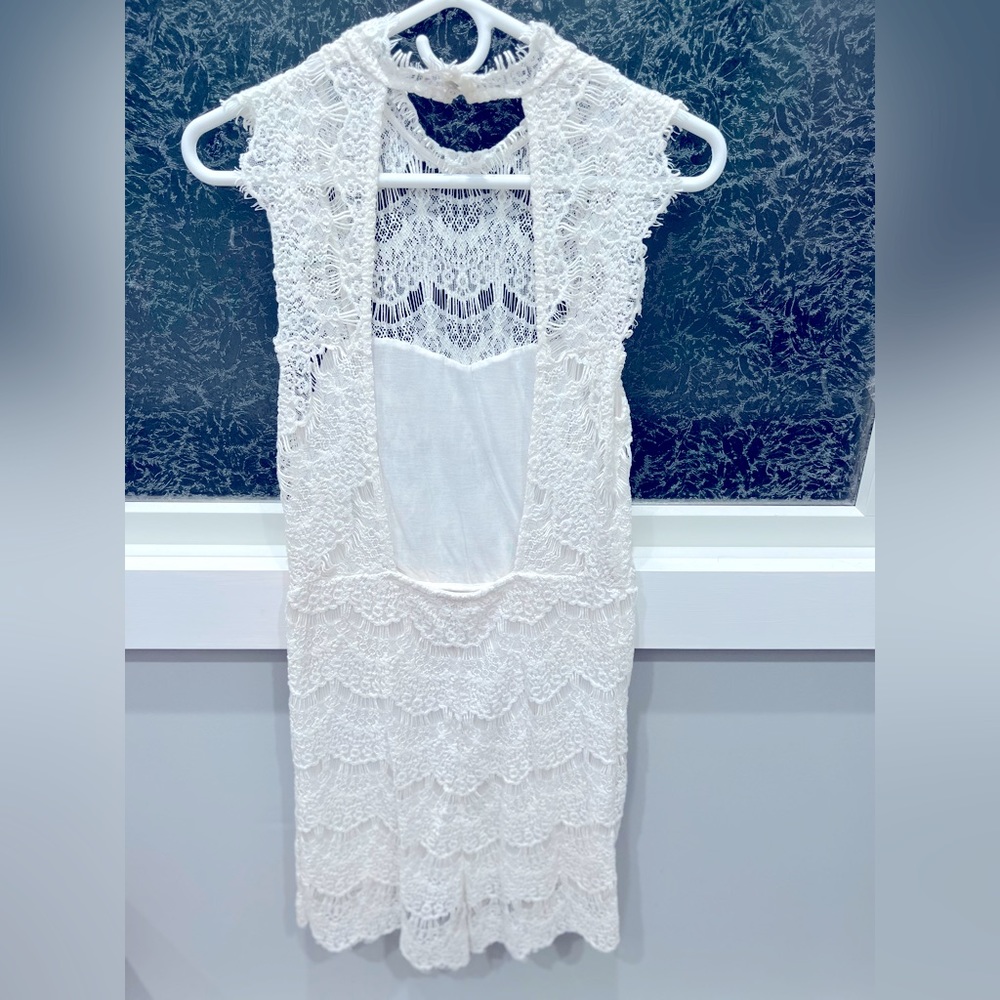 White lace dress by free people intimately with open back size small